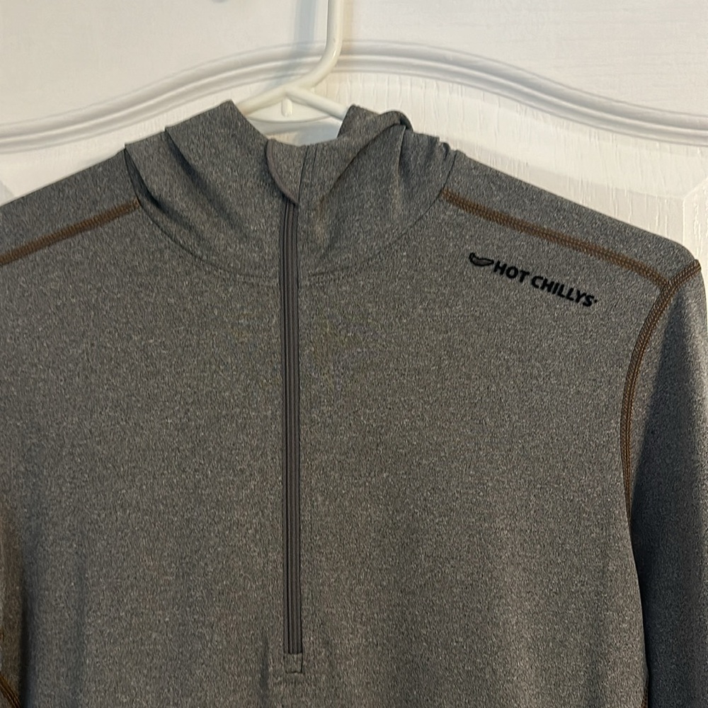 🆕 Hot Chilly’s Quarter Zip with Hood Large NWT - Picture 2 of 5